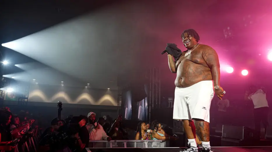 Bigx on stage
