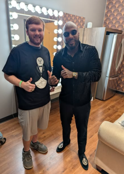 "Jeezy smiling on stage in Baltimore after a 10-hour Uber ride to make his concert"